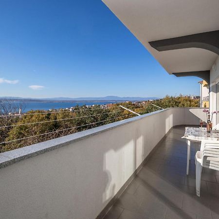 Nice Apartment In Crikvenica With House Sea View Exterior foto