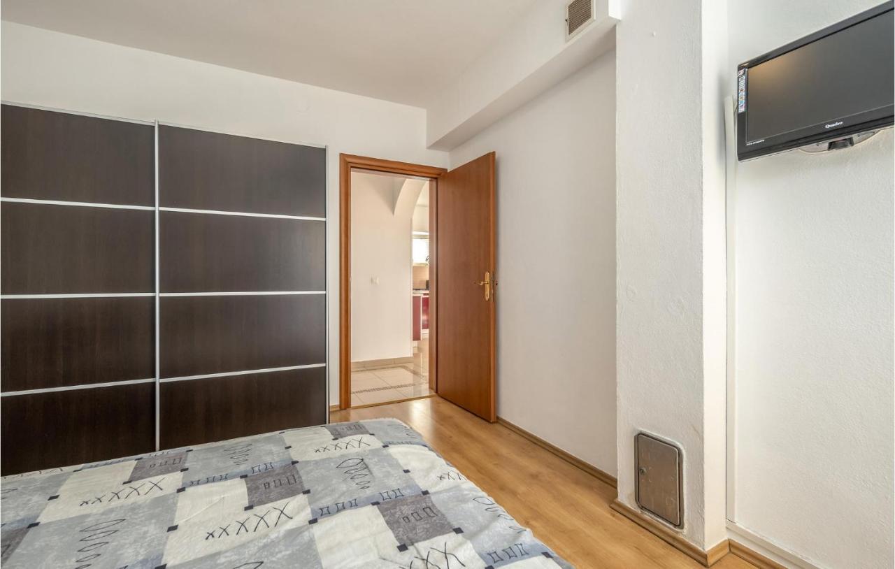 Nice Apartment In Crikvenica With House Sea View Exterior foto