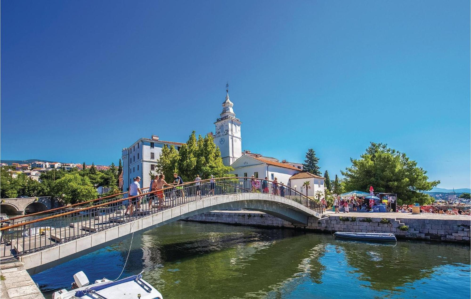 Nice Apartment In Crikvenica With House Sea View Exterior foto